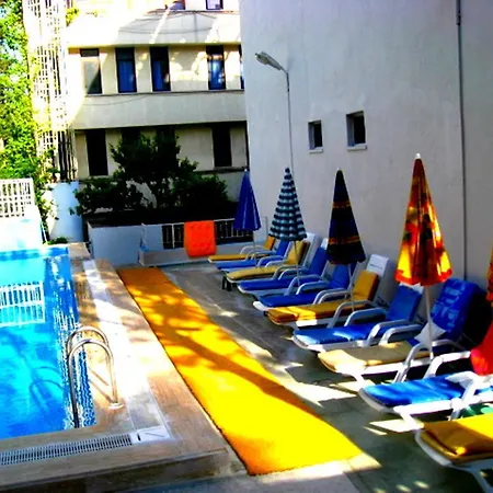 Hotell Pak - Adult Only 2*