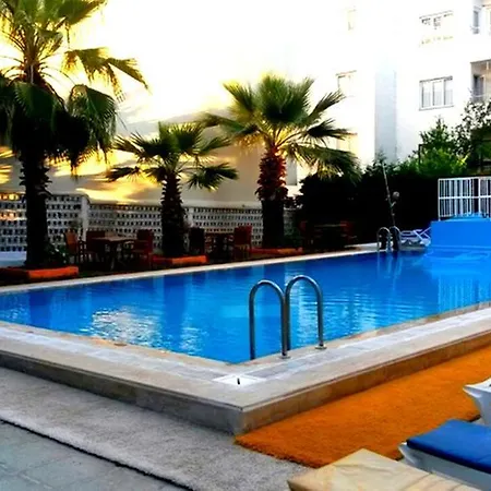 Hotell Pak - Adult Only 2*