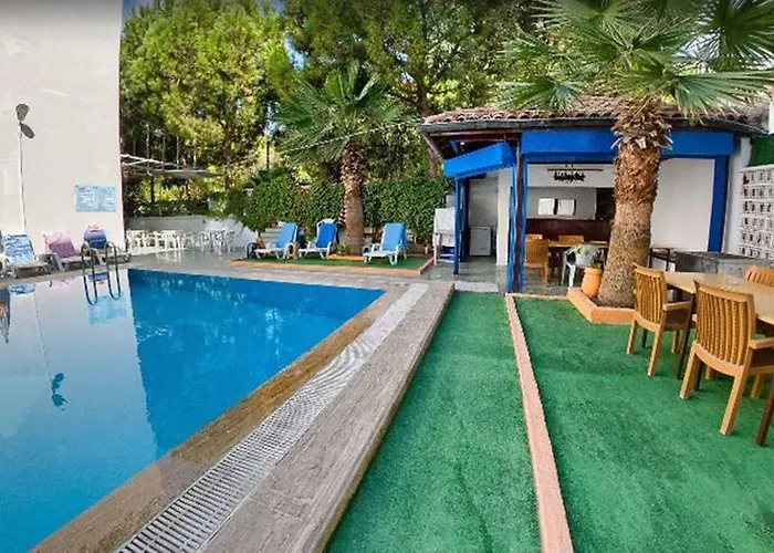 Hotell Pak - Adult Only 2*