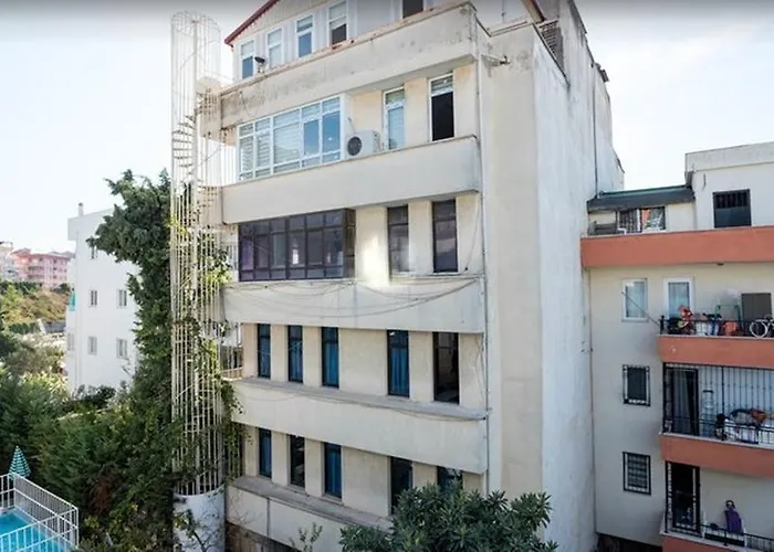 Hotell Pak - Adult Only 2*