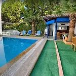 فندق Pak - Adult Only 2*