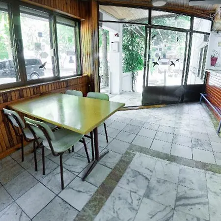 Hotell Pak - Adult Only 2*