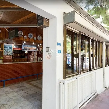Pak - Adult Only Κουσάντασι