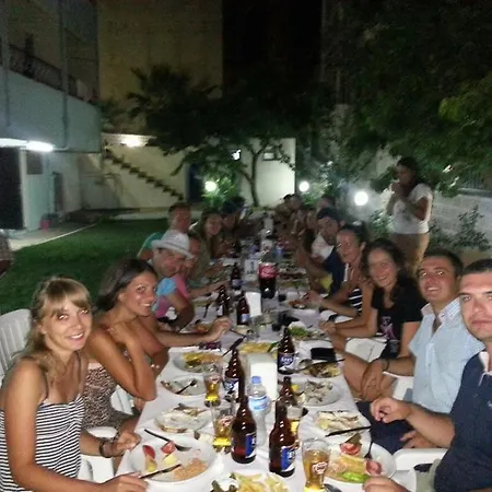 Pak - Adult Only 2* Κουσάντασι